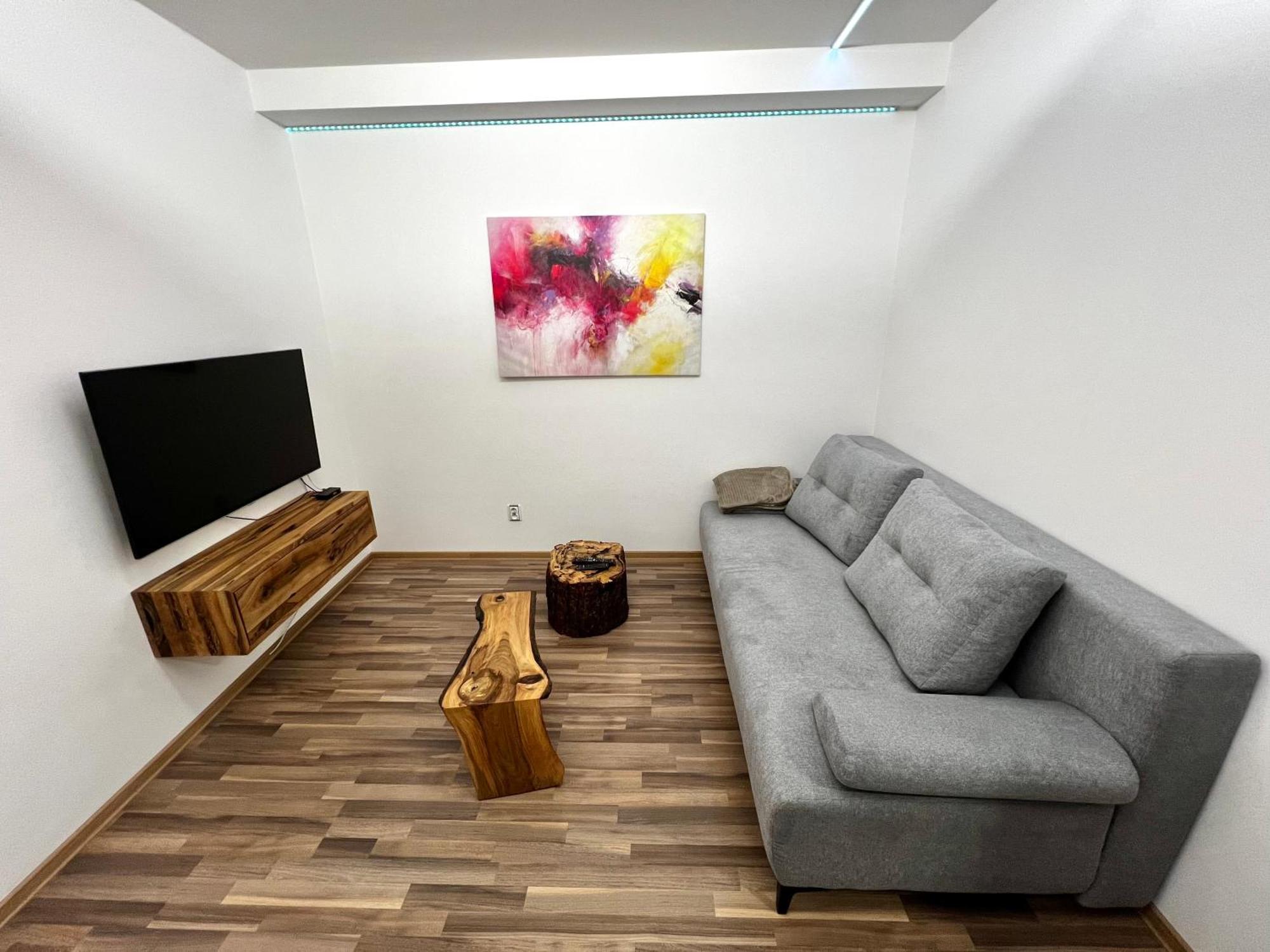 Palackeho Lobby Apartment Оломоуц Экстерьер фото